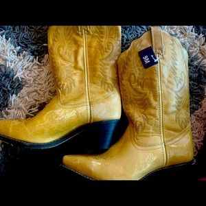 Masterson tan-yellow cowboy boots NWT